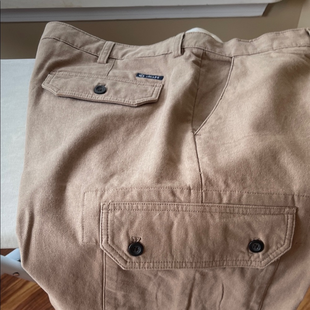 Chaps Men's Cargo Pants in Tan